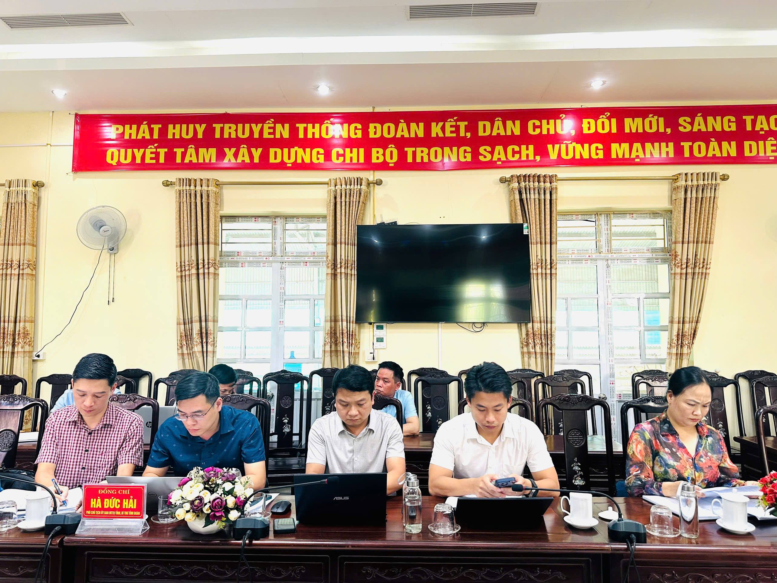anh tin bai